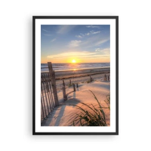 Póster en marco negro - La playa iluminada por el sol poniente - 50x70cm - El resplandor y la sombra del viento - Decoración de pared moderna para salón y dormitorio ARTTOR