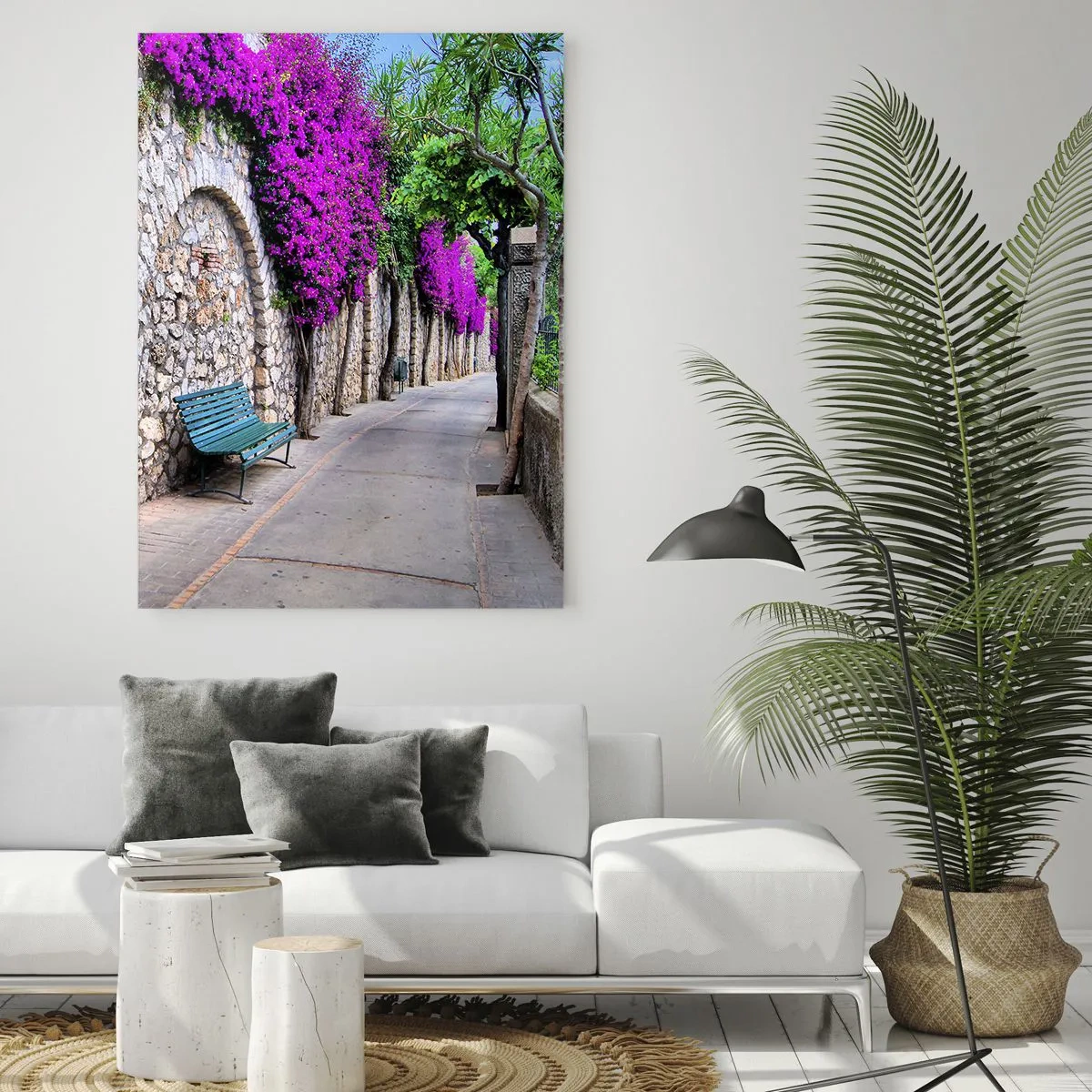 Cuadro sobre vidrio - Impresiones sobre Vidrio - Un muro de piedra con flores violetas y un banco a lo largo del camino. - 50x70cm - Punto de reunión - Decoración de pared moderna para salón y dormitorio ARTTOR