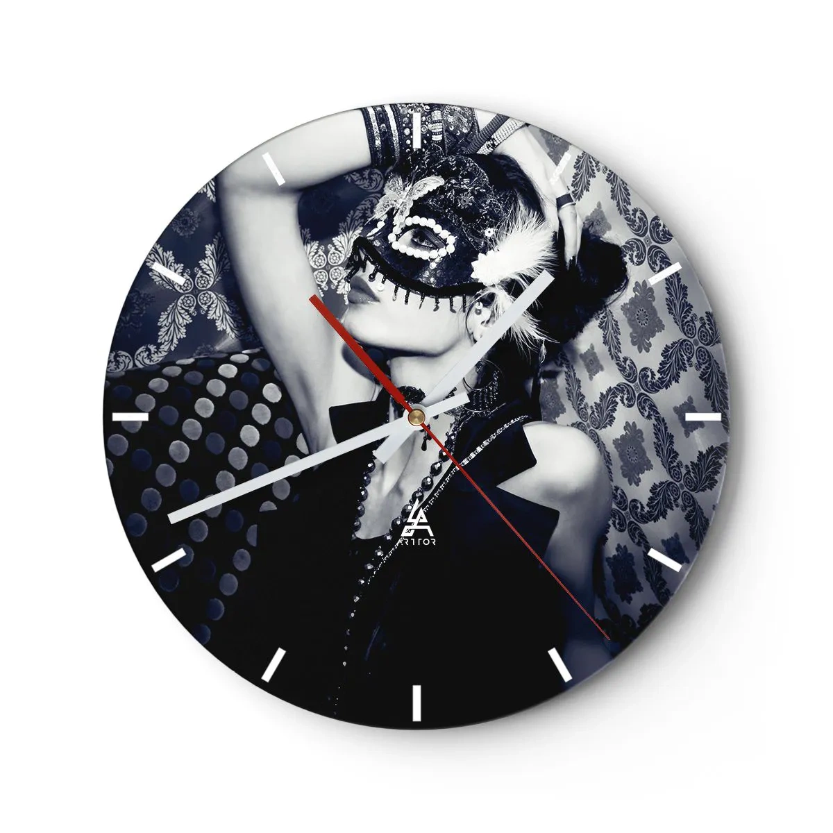 Reloj de pared - Reloj de vidrio - Una mujer que lleva una máscara decorativa con un traje blanco y negro. - 30x30cm - Decoraciones, adornos, patrones... - Decoración de pared moderna para salón, cocina y dormitorio ARTTOR