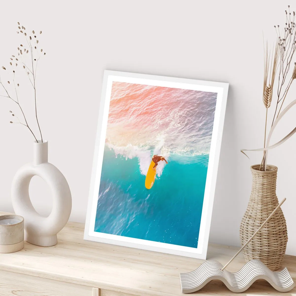 Póster en marco blanco - Jinete del océano - 50x70 cm