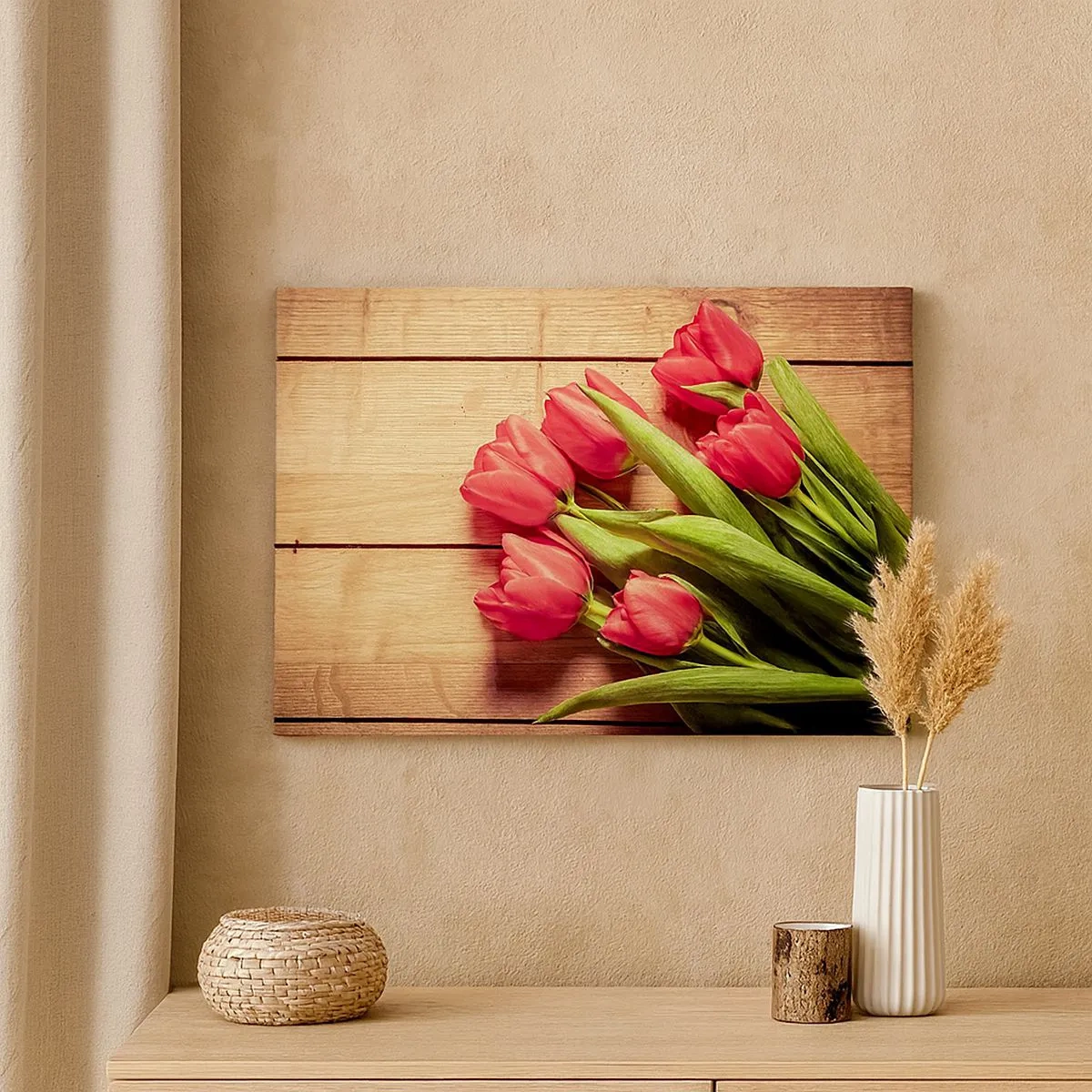 Cuadro sobre lienzo - Impresión de Imagen - Un ramo de tulipanes rosas sobre un fondo de madera. - 70x50cm - Una confesión primaveral - Decoración de pared moderna para salón y dormitorio ARTTOR