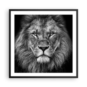 Póster en marco negro - Con el atuendo de la coronación - 60x60 cm