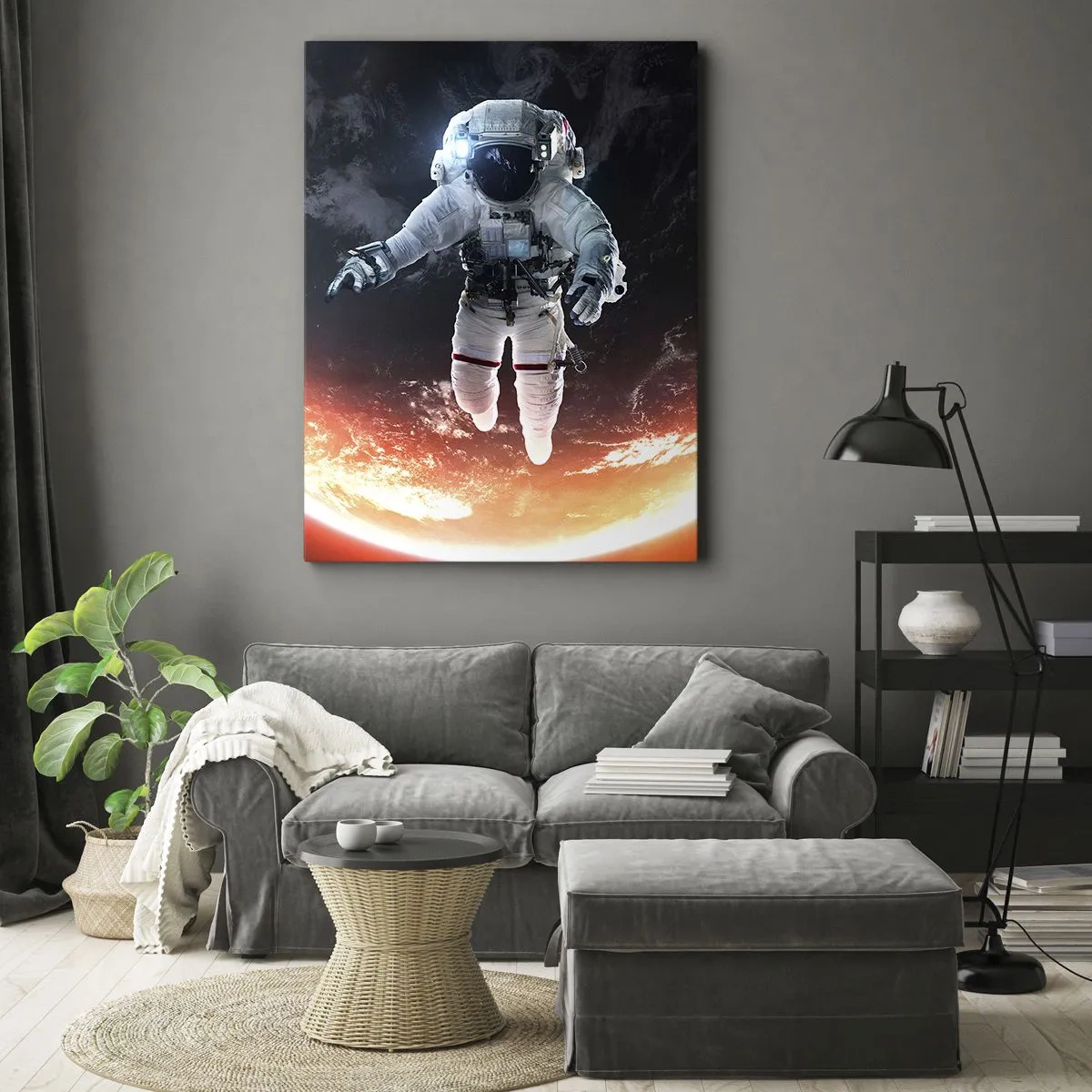 Cuadro sobre lienzo - Impresión de Imagen - Un astronauta flotando sobre una Tierra iluminada por el sol. - 50x70cm - ¿Puedo quedarme un rato más? - Decoración de pared moderna para salón y dormitorio ARTTOR