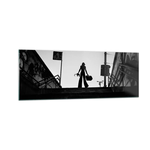 Cuadro sobre vidrio - Impresiones sobre Vidrio - Una figura de mujer en las escaleras en blanco y negro con una atmósfera dinámica. - 140x50cm - Paseo urbano - Decoración de pared moderna para salón y dormitorio ARTTOR