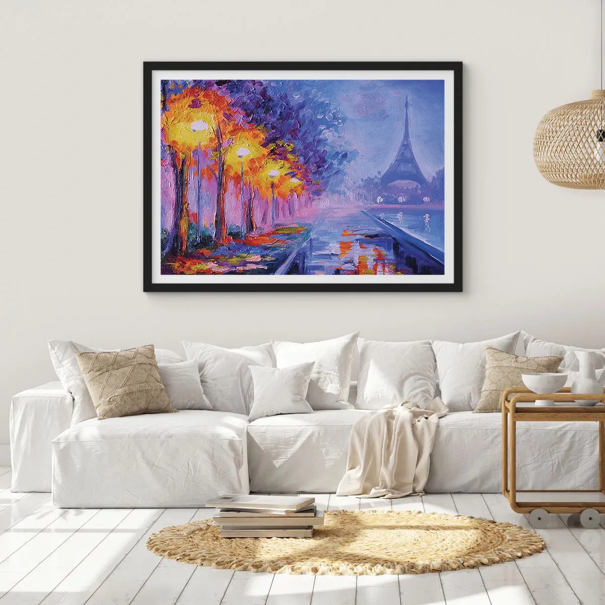 Póster en marco negro - Una avenida con farolas en París con la Torre Eiffel al fondo - 100x70cm - Un paseo de ensueño - Decoración de pared moderna para salón y dormitorio ARTTOR