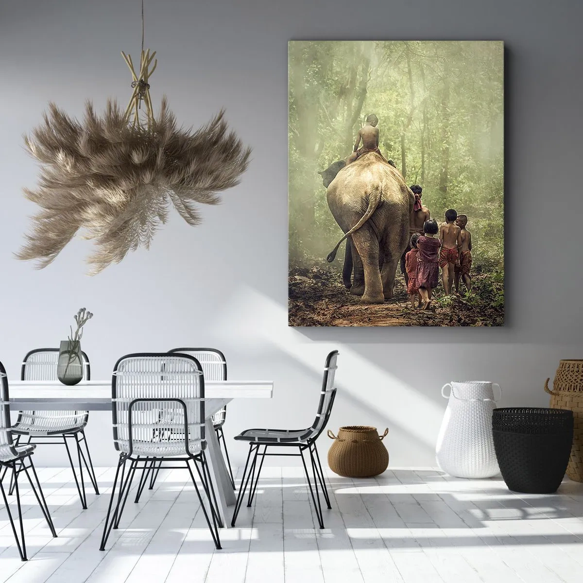 Cuadro sobre lienzo - Impresión de Imagen - Niños con un elefante en un bosque verde a la luz de la mañana. - 50x70cm - El nuevo libro de la selva - Decoración de pared moderna para salón y dormitorio ARTTOR