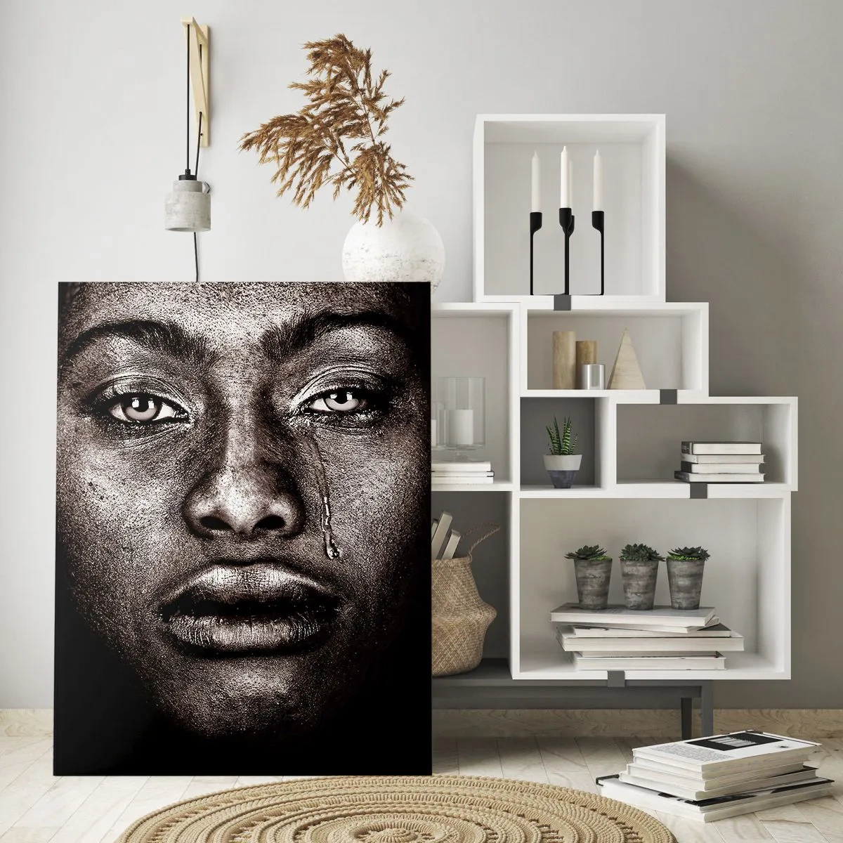 Cuadro sobre vidrio - Impresiones sobre Vidrio - Retrato emotivo de una mujer con una lágrima en la mejilla. - 50x70cm - Una lágrima - Decoración de pared moderna para salón y dormitorio ARTTOR