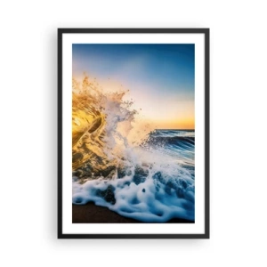 Póster en marco negro - Una ola de mar dinámica rompiendo en la orilla al atardecer. - 50x70cm - Jugando en la arena - Decoración de pared moderna para salón y dormitorio ARTTOR