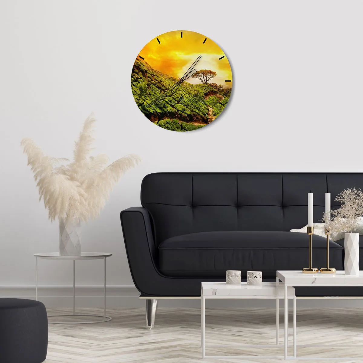 Reloj de pared - Reloj de vidrio - Colinas verdes bajo los rayos del sol poniente - 30x30cm - Por un camino sinuoso, por una verde pendiente - Decoración de pared moderna para salón, cocina y dormitorio ARTTOR