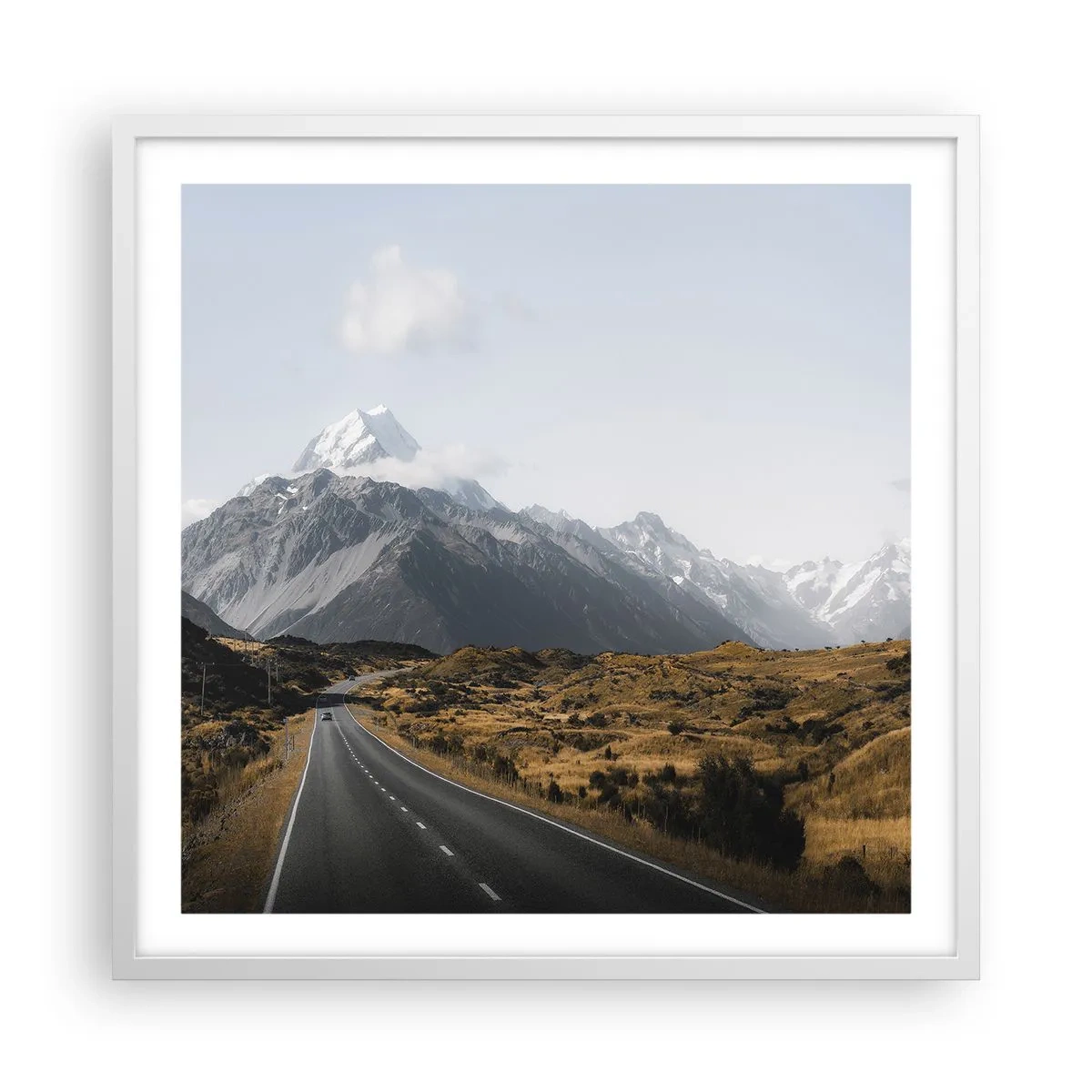 Póster en marco blanco - El camino al corazón de las montañas - 60x60 cm