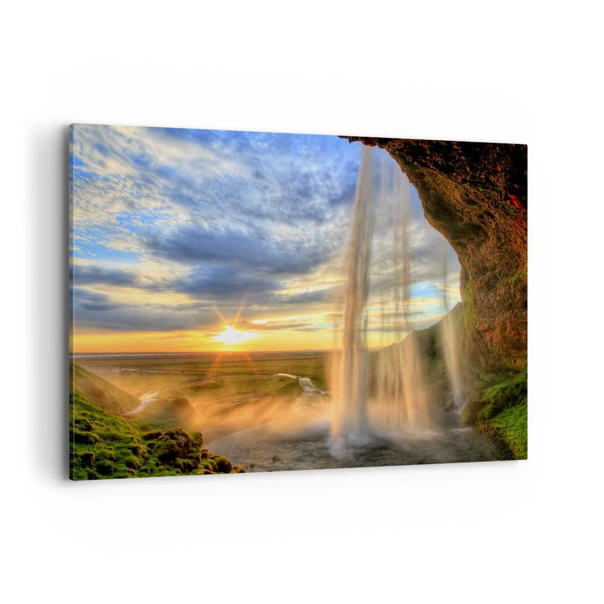 Cuadro sobre lienzo - Impresión de Imagen - Una cascada iluminada por la luz del sol con un paisaje como telón de fondo. - 120x80cm - El mundo tras el velo de las gotas - Decoración de pared moderna para salón y dormitorio ARTTOR