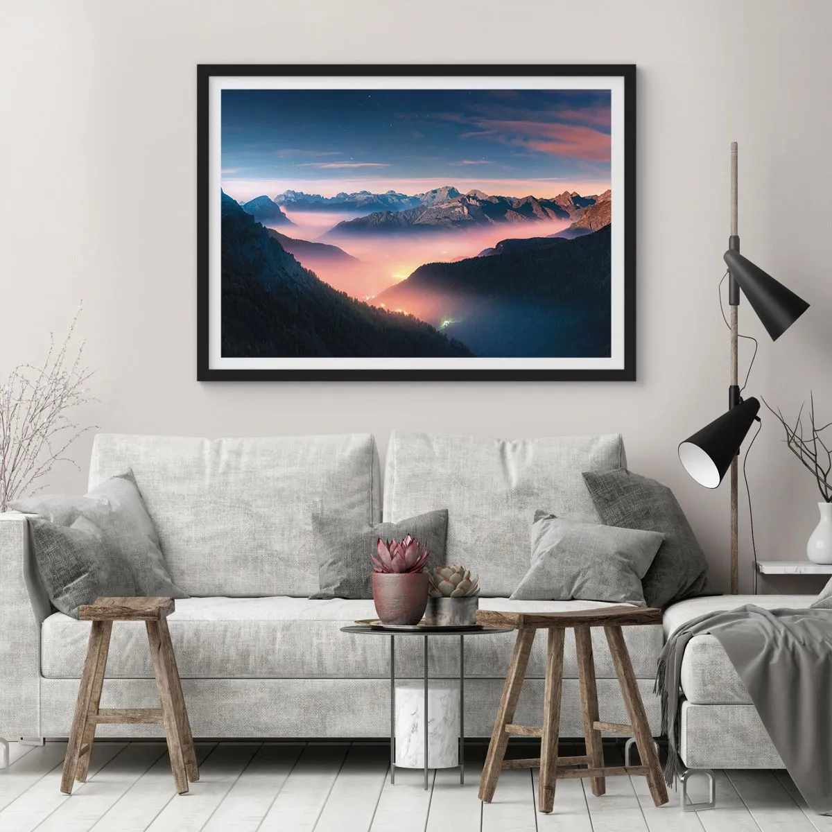 Póster en marco negro - Un paisaje de montaña con un valle lleno de niebla. - 100x70cm - Luz en los valles - Decoración de pared moderna para salón y dormitorio ARTTOR