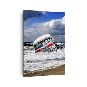 Cuadro sobre lienzo - Impresión de Imagen - Un autobús hundido en la playa en medio de olas y mares agitados - 70x100cm - ¿Y qué te sorprende? - Decoración de pared moderna para salón y dormitorio ARTTOR