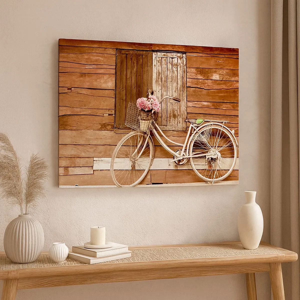 Cuadro sobre lienzo - Impresión de Imagen - Una bicicleta con una cesta llena de rosas contra una pared de madera. - 70x50cm - Ahora mismo vuelvo - Decoración de pared moderna para salón y dormitorio ARTTOR