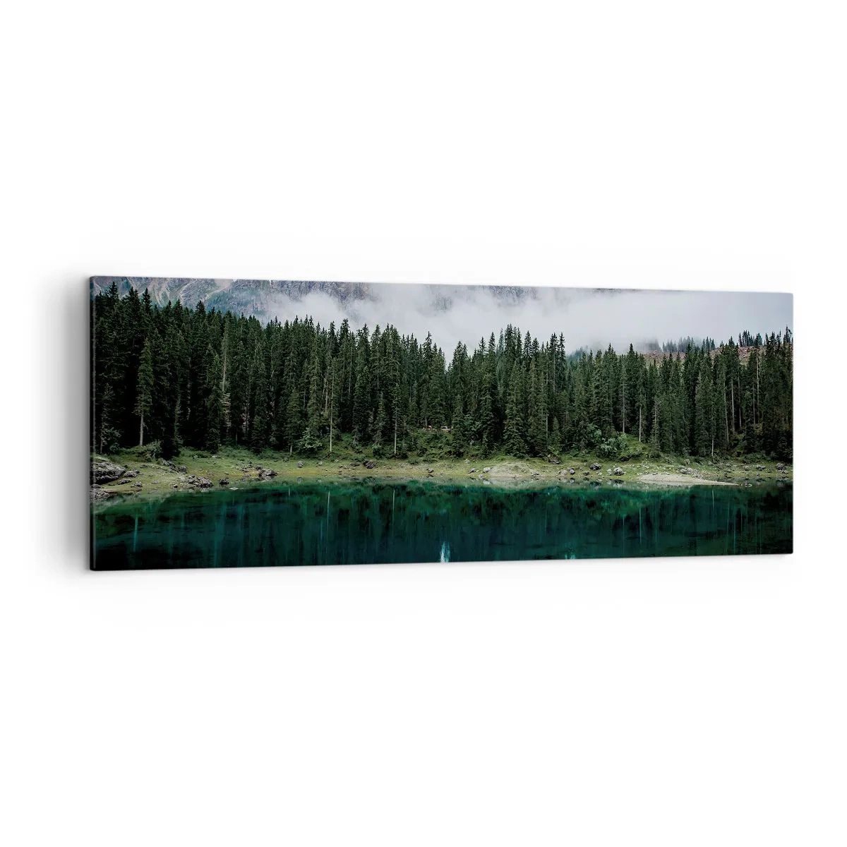 Cuadro sobre lienzo - Impresión de Imagen - Un paisaje de montaña con un bosque y un lago que refleja el cielo. - 140x50cm - Calla, calla, no despertemos al agua dormida.... - Decoración de pared moderna para salón y dormitorio ARTTOR