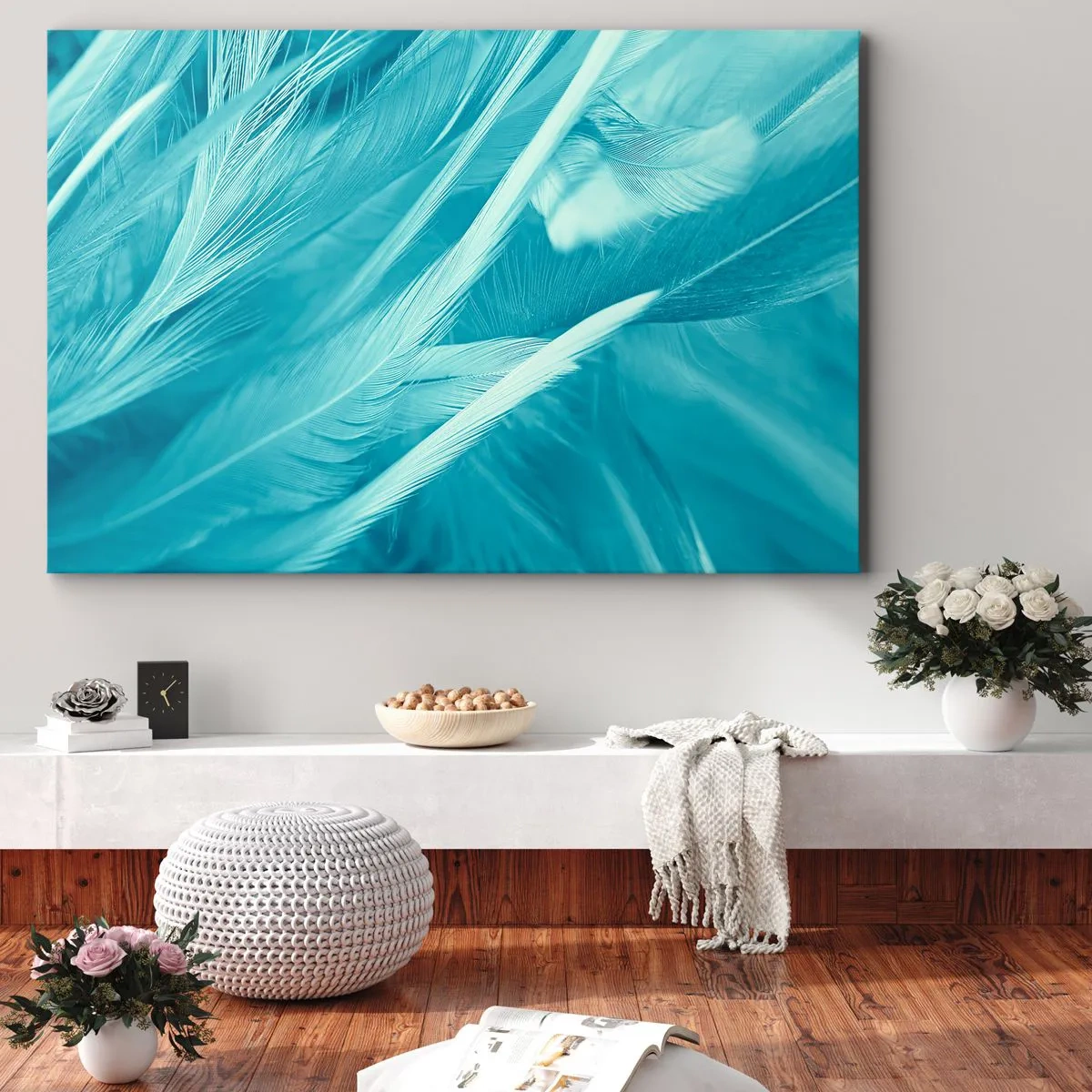 Cuadro sobre lienzo - Impresión de Imagen - Delicadas plumas turquesas en primer plano - 70x50cm - Un manto real - Decoración de pared moderna para salón y dormitorio ARTTOR