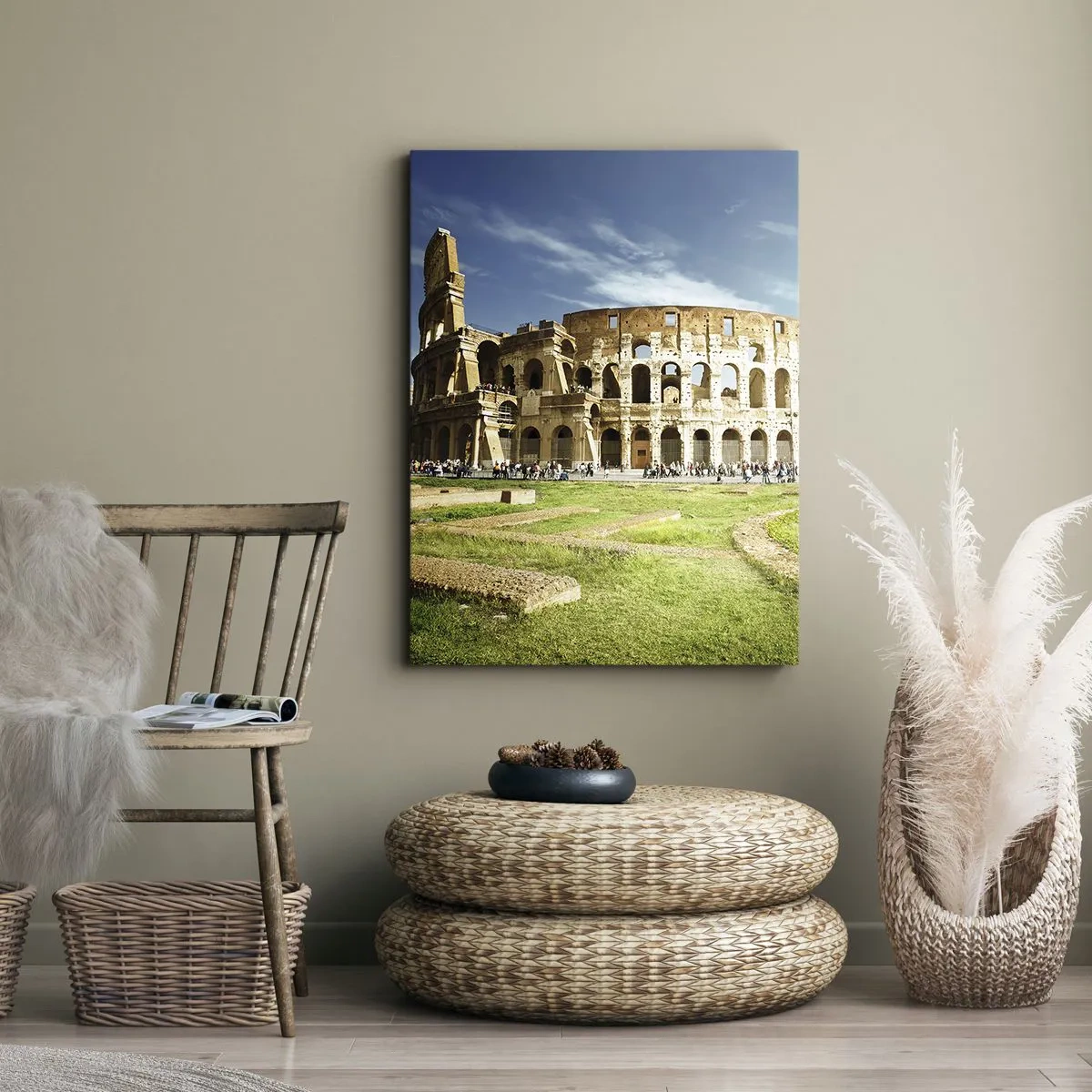 Cuadro sobre lienzo - Impresión de Imagen - El Coliseo de Roma rodeado de vegetación y cielo azul. - 50x70cm - Todavía se oye el sonido de las armas - Decoración de pared moderna para salón y dormitorio ARTTOR
