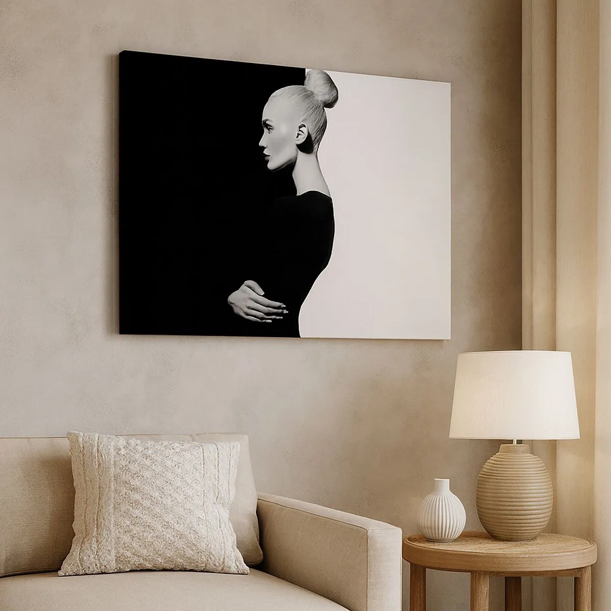 Cuadro sobre lienzo - Impresión de Imagen - Retrato elegante de una mujer sobre un fondo blanco y negro. - 70x50cm - Simplemente femenina - Decoración de pared moderna para salón y dormitorio ARTTOR