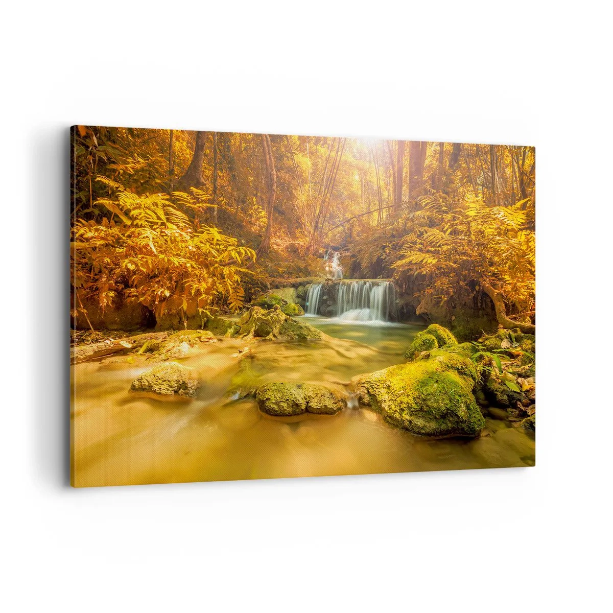 Cuadro sobre lienzo - Impresión de Imagen - Una cascada dorada en un bosque otoñal rodeado de vegetación. - 120x80cm - Cascada forestal en oro - Decoración de pared moderna para salón y dormitorio ARTTOR