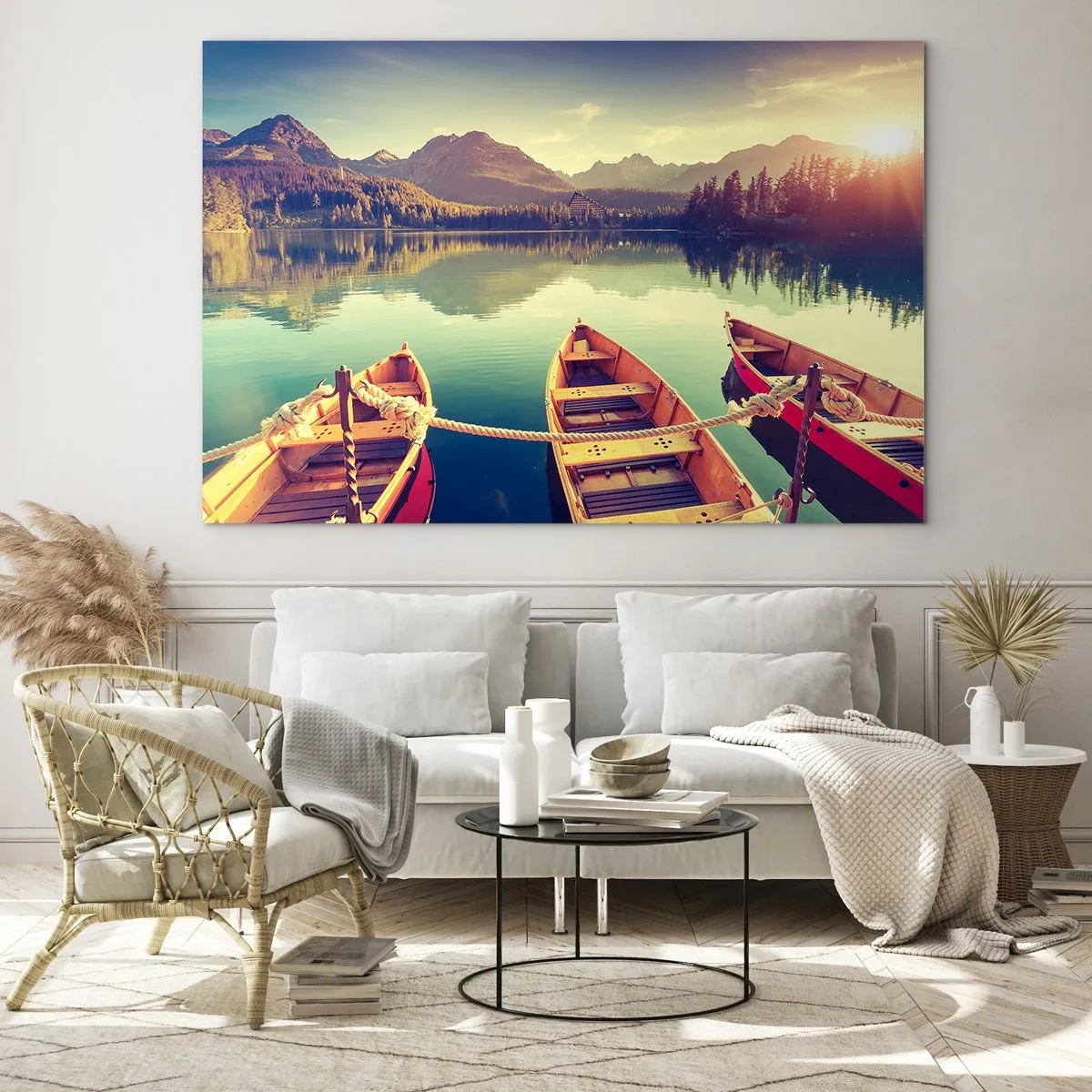 Cuadro sobre vidrio - Impresiones sobre Vidrio - Barcos de madera en un lago tranquilo rodeado de montañas. - 70x50cm - Para vivir según sus leyes - Decoración de pared moderna para salón y dormitorio ARTTOR