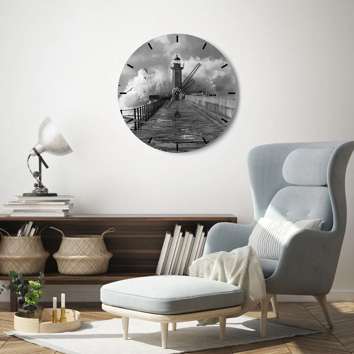 Reloj de pared - Reloj de vidrio - Un faro con el telón de fondo de olas agitadas y gaviotas. - 30x30cm - Audaz - Decoración de pared moderna para salón, cocina y dormitorio ARTTOR