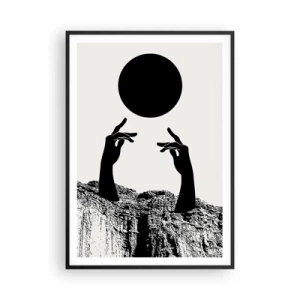 Póster en marco negro - Composición surrealista: el sol y el resto - 70x100 cm