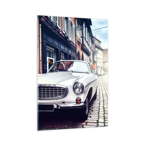 Cuadro sobre vidrio - Impresiones sobre Vidrio - Un coche blanco clásico en una calle adoquinada de la ciudad. - 80x120cm - El pasado está aquí - Decoración de pared moderna para salón y dormitorio ARTTOR