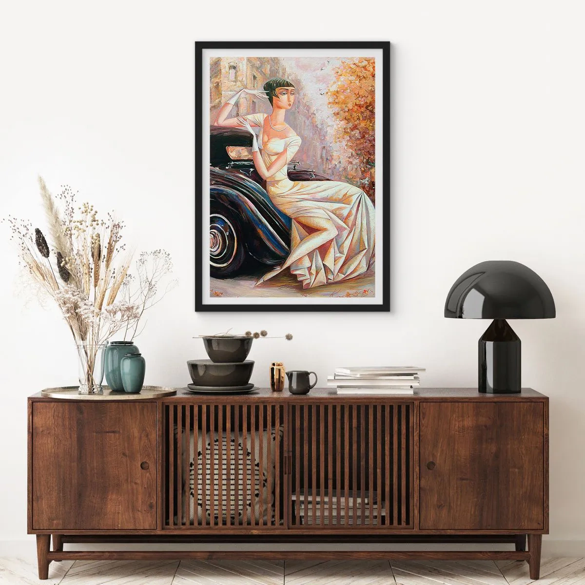 Póster en marco negro - Mujer elegante junto a un coche retro en estilo pictórico - 50x70cm - Elegancia retro - Decoración de pared moderna para salón y dormitorio ARTTOR