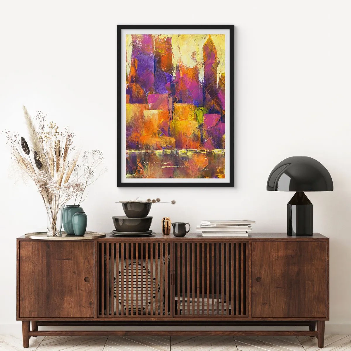 Póster en marco negro - Una composición abstracta en tonos cálidos de naranja y morado. - 50x70cm - Composición metropolitana - Decoración de pared moderna para salón y dormitorio ARTTOR