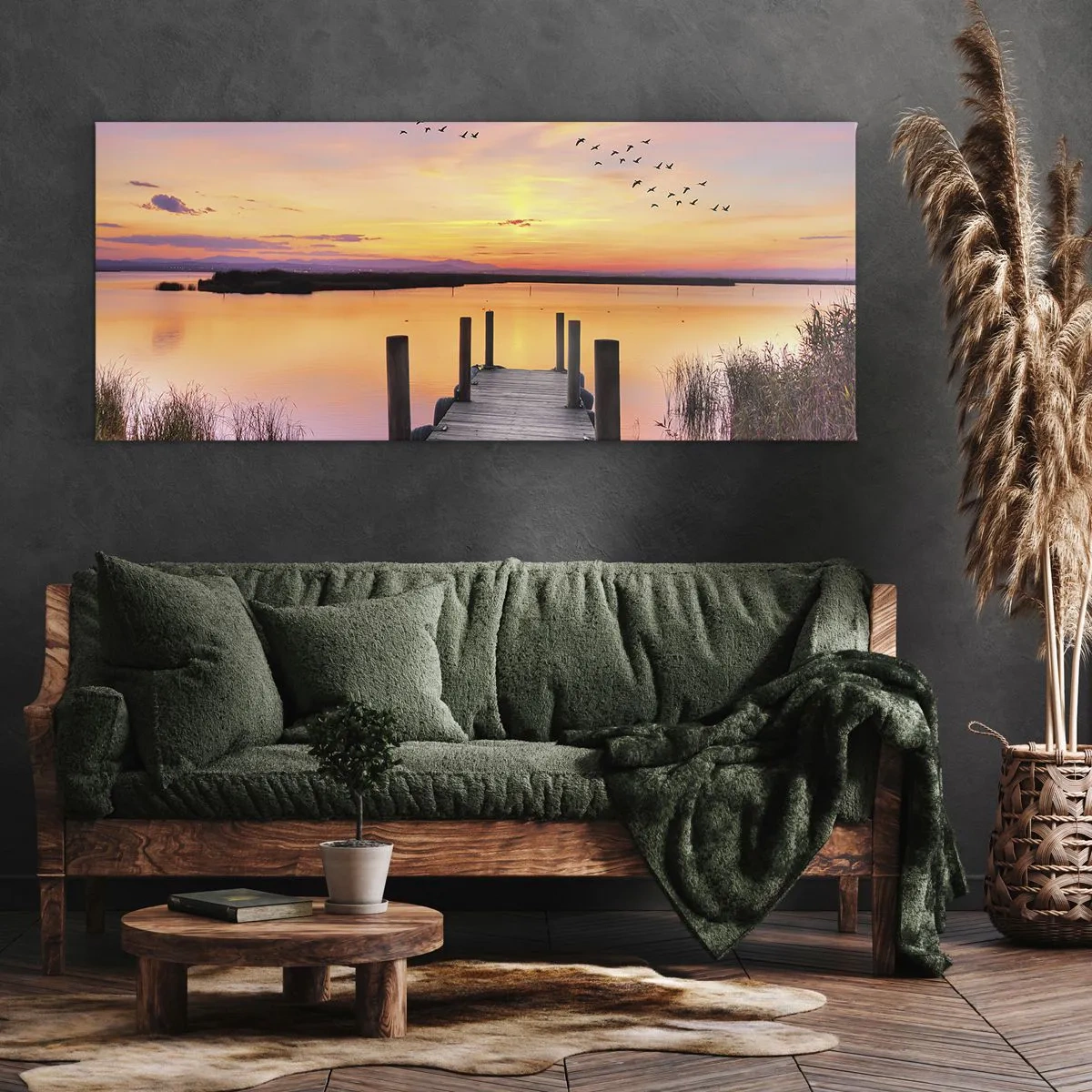 Cuadro sobre lienzo - Impresión de Imagen - Un muelle en un lago al atardecer con pájaros en el cielo. - 160x50cm - Violeta amanecer silencioso - Decoración de pared moderna para salón y dormitorio ARTTOR
