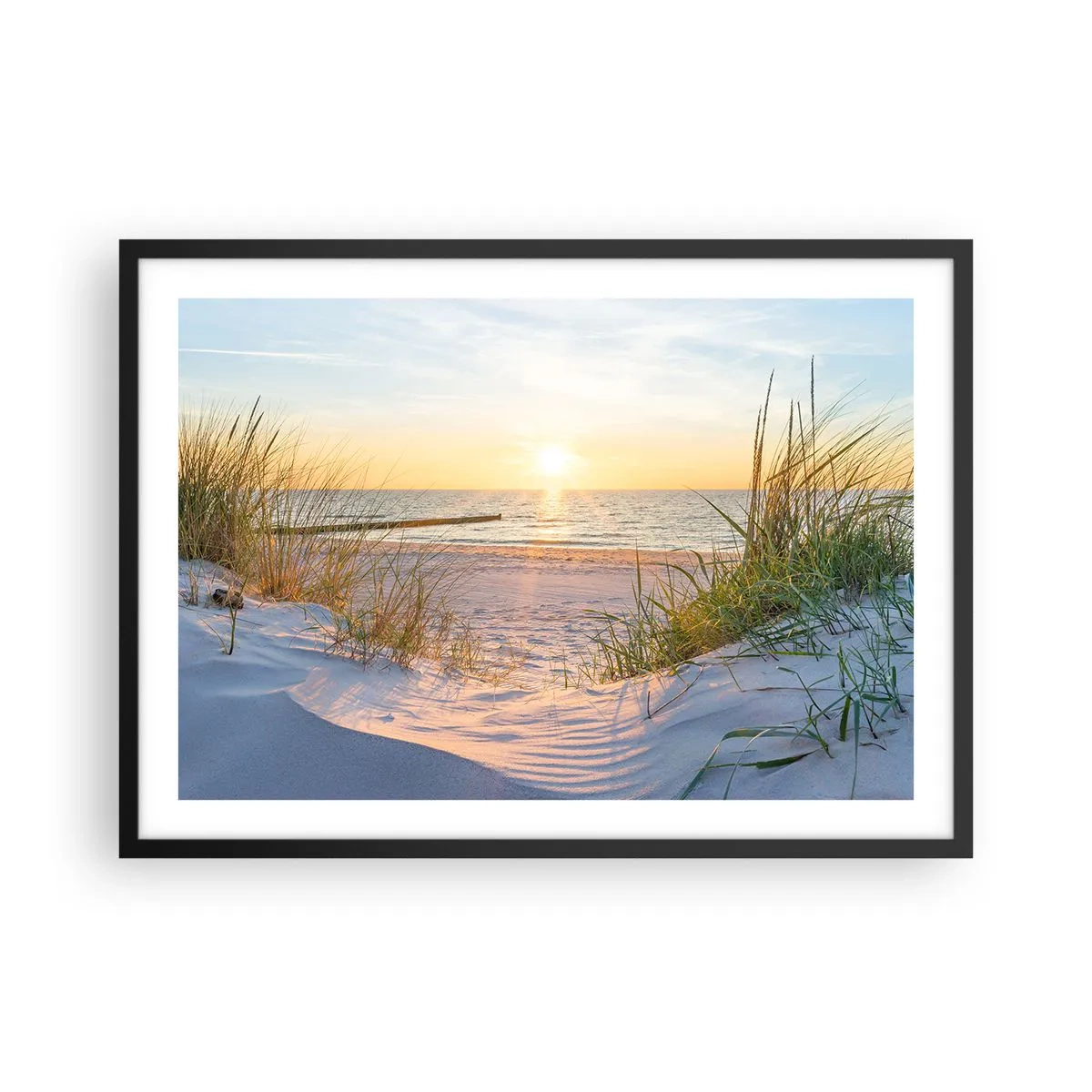 Póster en marco negro - Una playa de arena con vistas a la puesta de sol sobre el mar. - 70x50cm - El sonido del mar, el canto de los pájaros, una playa virgen entre las dunas... - Decoración de pared moderna para salón y dormitorio ARTTOR