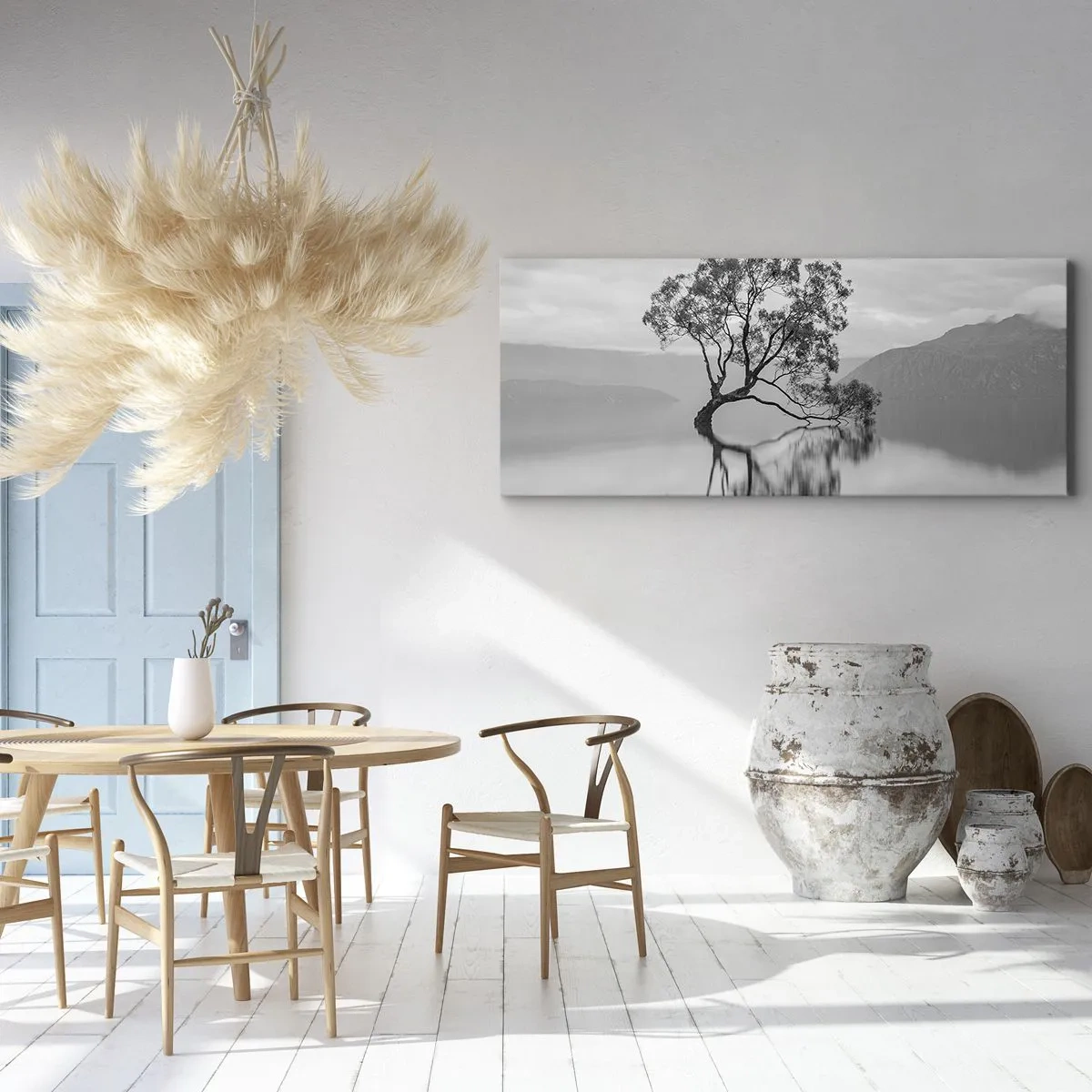 Cuadro sobre lienzo - Impresión de Imagen - Un árbol solitario reflejado en el agua con montañas al fondo. - 160x50cm - Existe tal lugar en el mundo - Decoración de pared moderna para salón y dormitorio ARTTOR