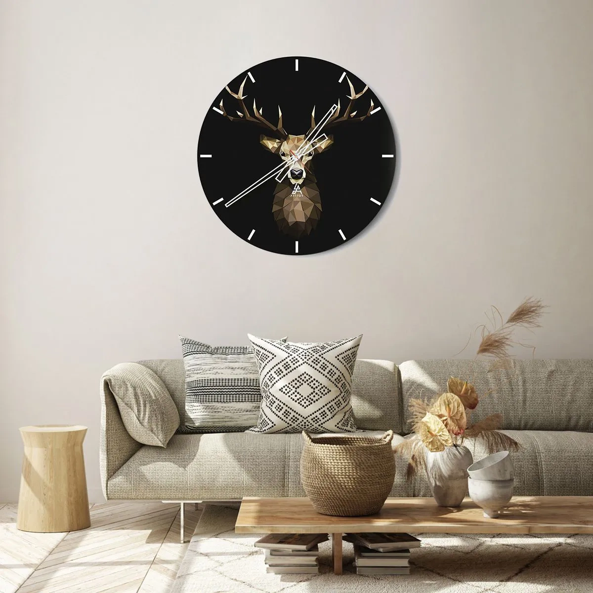 Reloj de pared - Reloj de vidrio - Imagen geométrica de un ciervo sobre un fondo negro. - 30x30cm - Ciervo cubista - Decoración de pared moderna para salón, cocina y dormitorio ARTTOR