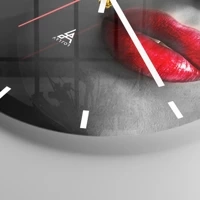 Esfera sin numeración, con rayas