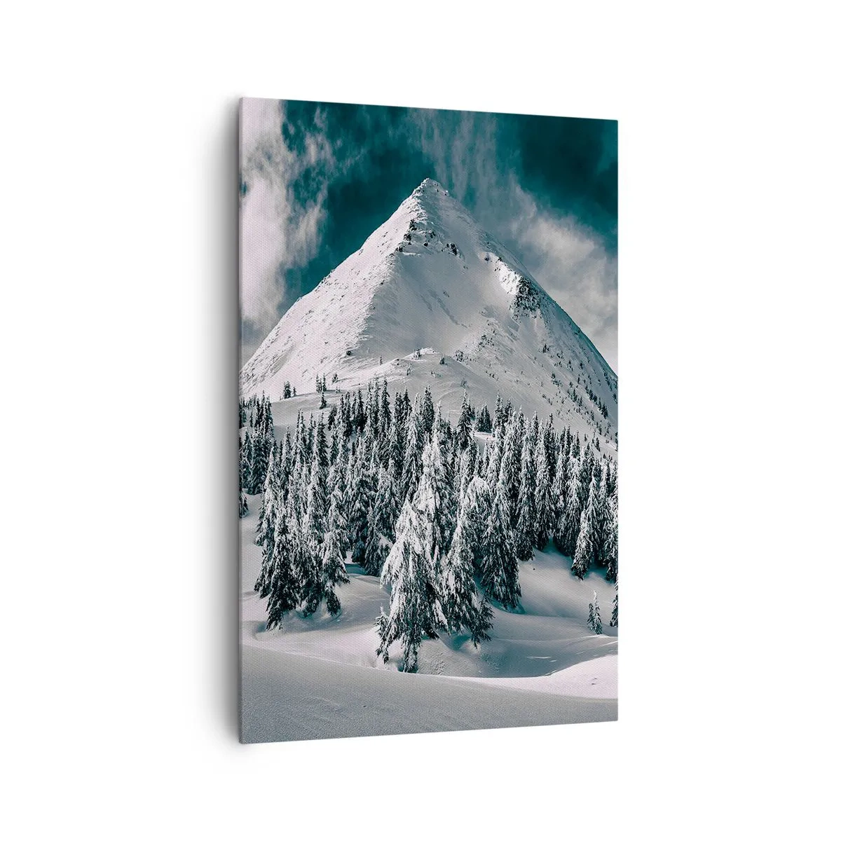 Cuadro sobre lienzo - Impresión de Imagen - Un pico de montaña cubierto de nieve rodeado de un bosque invernal. - 80x120cm - Tierra de nieve y hielo - Decoración de pared moderna para salón y dormitorio ARTTOR