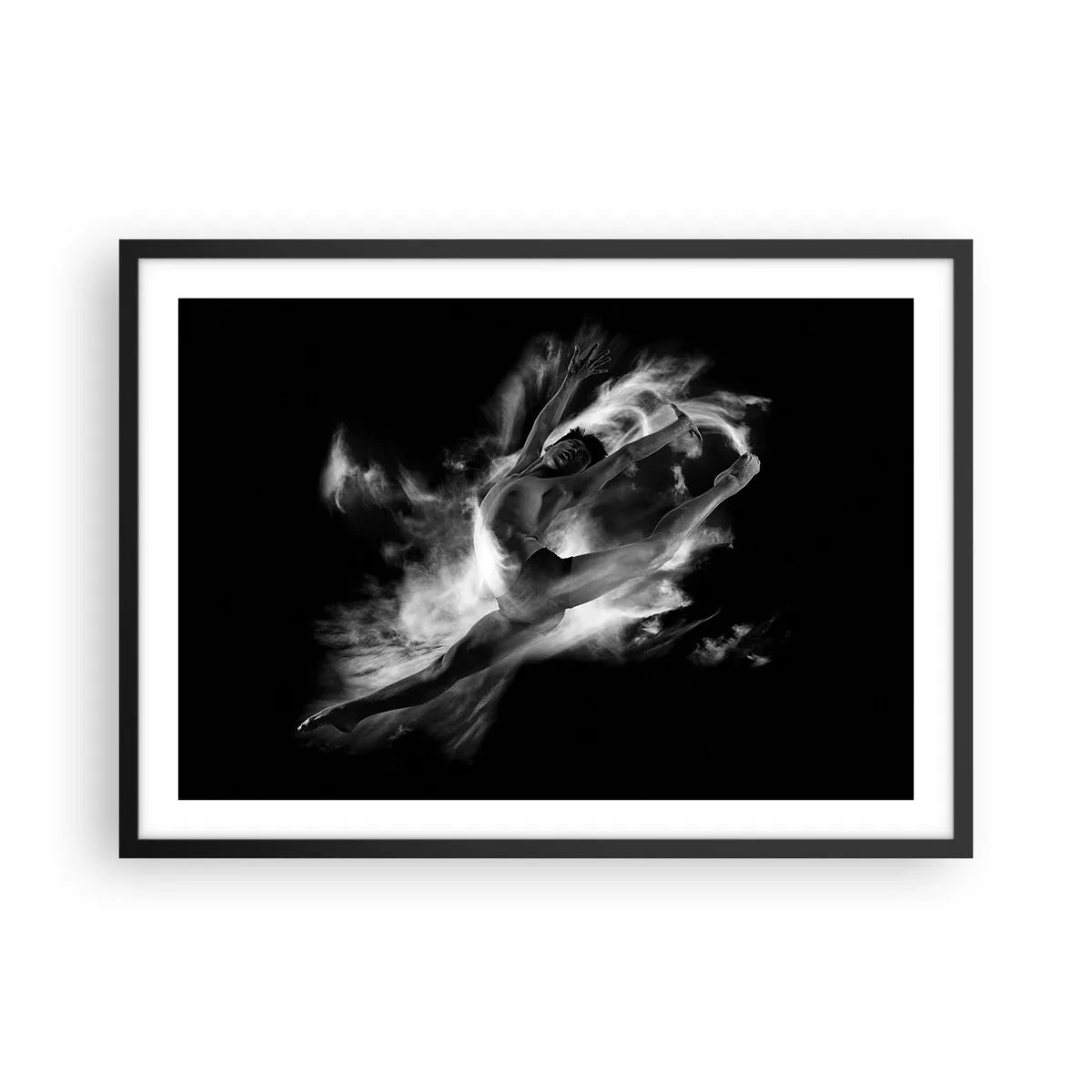 Póster en marco negro - Una bailarina en una pose dinámica sobre un fondo negro. - 70x50cm - El arte del vuelo - Decoración de pared moderna para salón y dormitorio ARTTOR