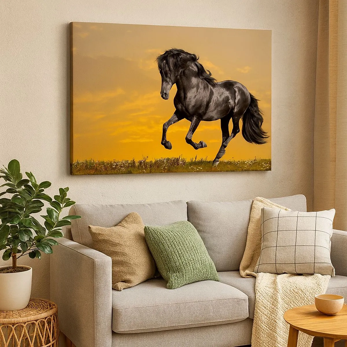 Cuadro sobre lienzo - Impresión de Imagen - Un caballo negro galopa contra el fondo de una puesta de sol dorada. - 70x50cm - Hermoso, libre y salvaje - Decoración de pared moderna para salón y dormitorio ARTTOR