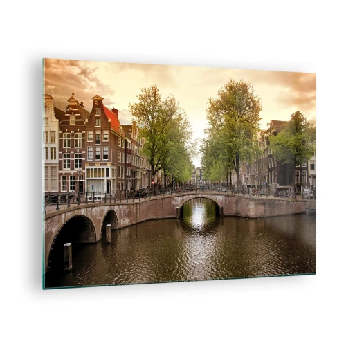Cuadro sobre vidrio - Impresiones sobre Vidrio - Un canal y un puente rodeados de casas de vecindad en Ámsterdam - 70x50cm - ¿En barco o en bicicleta? - Decoración de pared moderna para salón y dormitorio ARTTOR