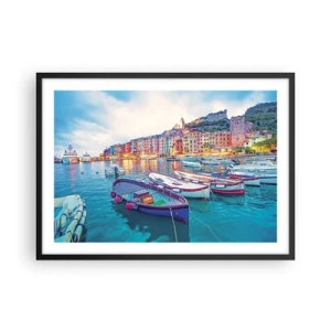 Póster en marco negro - Un colorido pueblo costero con barcos en el puerto. - 70x50cm - Una noche colorida en el puerto - Decoración de pared moderna para salón y dormitorio ARTTOR