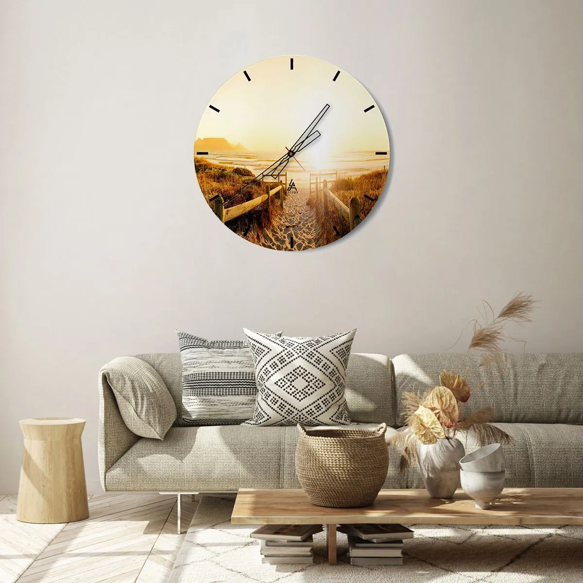 Reloj de pared - Reloj de vidrio - Camino de arena a través de las dunas que conduce a la playa al atardecer. - 30x30cm - A través de la duna, hacia el sol - Decoración de pared moderna para salón, cocina y dormitorio ARTTOR
