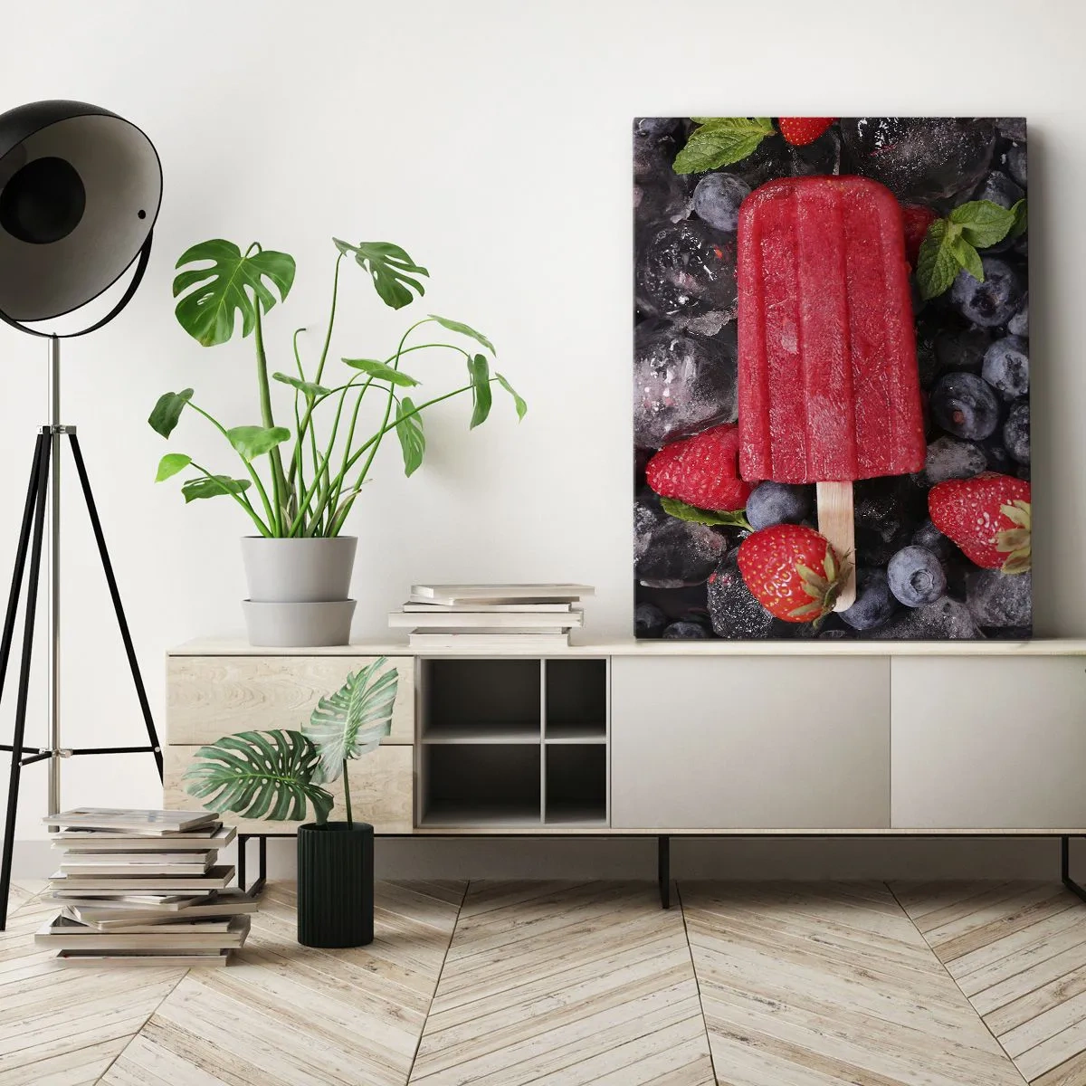 Cuadro sobre lienzo - Impresión de Imagen - Paleta roja rodeada de fruta y hielo. - 80x120cm - El sabor del verano caluroso - Decoración de pared moderna para salón y dormitorio ARTTOR