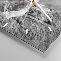 Esfera sin numeración, con rayas