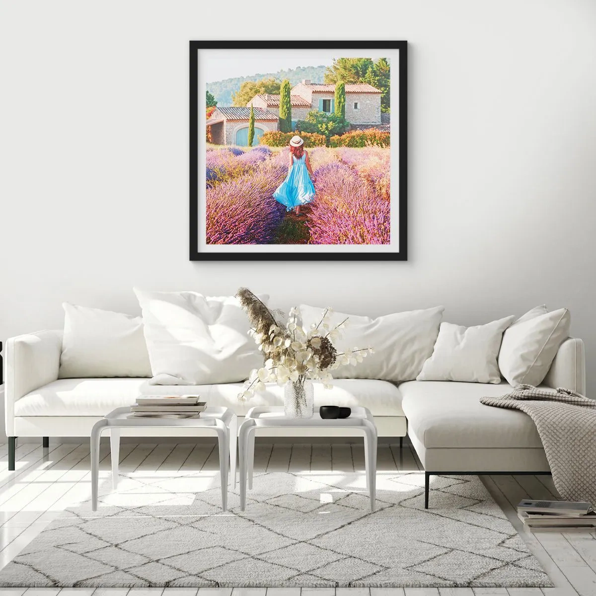 Póster en marco negro - La chica de la lavanda - 30x30 cm