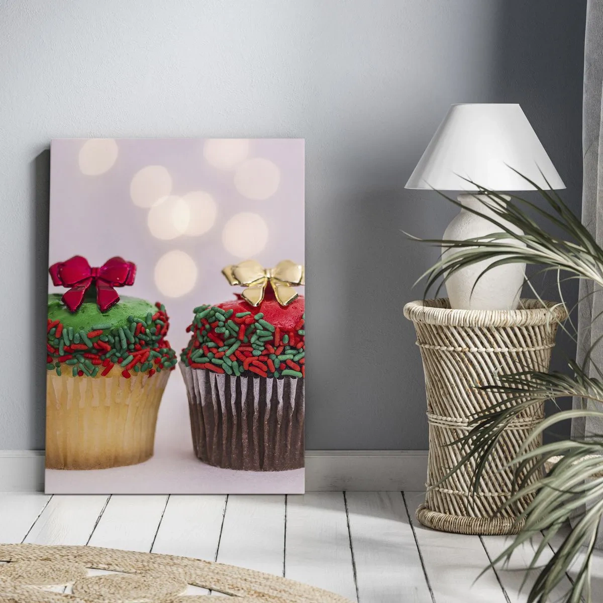 Cuadro sobre lienzo - Impresión de Imagen - Cupcakes navideños con chispas de colores y lazos. - 80x120cm - Dulzura hasta el lazo - Decoración de pared moderna para salón y dormitorio ARTTOR