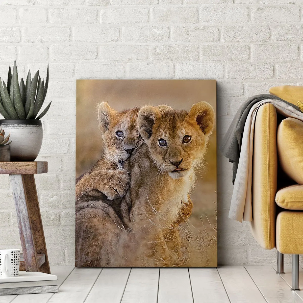 Cuadro sobre lienzo - Impresión de Imagen - Adorables cachorros de león en su entorno natural. - 50x70cm - ¡No molestar! Nos estamos divirtiendo - Decoración de pared moderna para salón y dormitorio ARTTOR