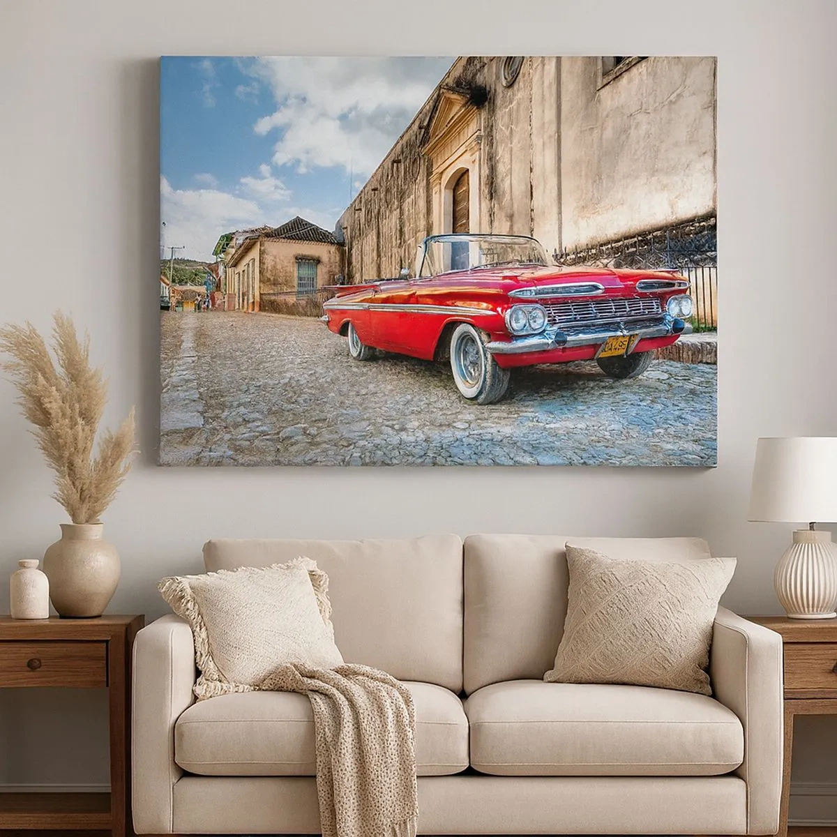 Cuadro sobre lienzo - Impresión de Imagen - Coche clásico rojo en una calle adoquinada - 70x50cm - Emociones cubanas - Decoración de pared moderna para salón y dormitorio ARTTOR
