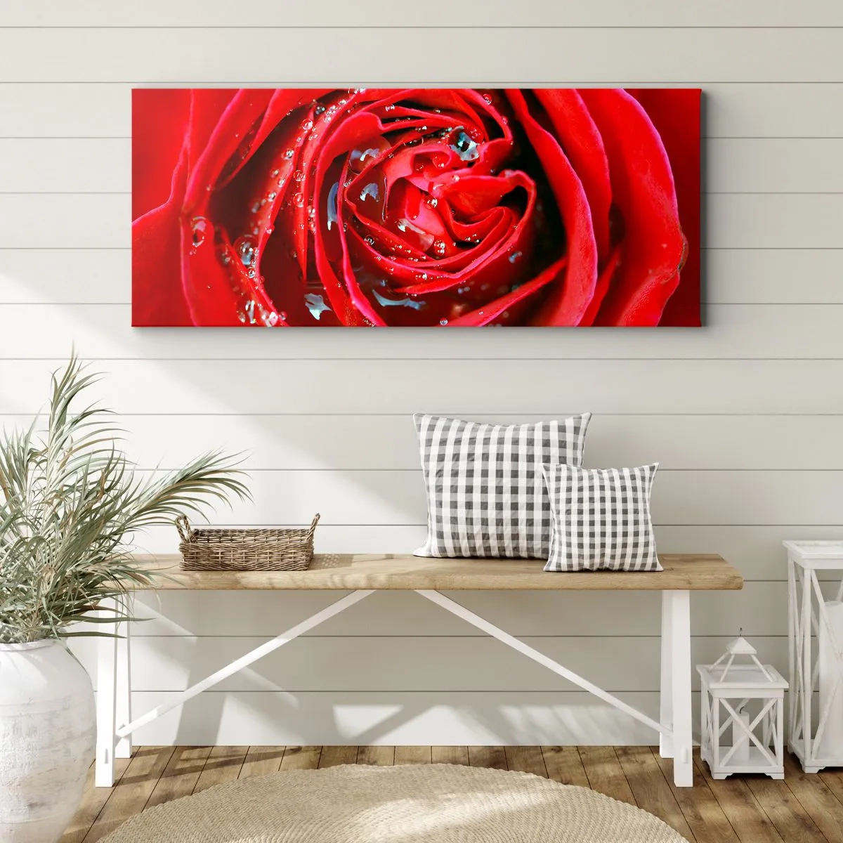 Cuadro sobre lienzo - Impresión de Imagen - Primer plano de una rosa roja con gotas de agua en los pétalos. - 120x50cm - En gotas de rocío - Decoración de pared moderna para salón y dormitorio ARTTOR
