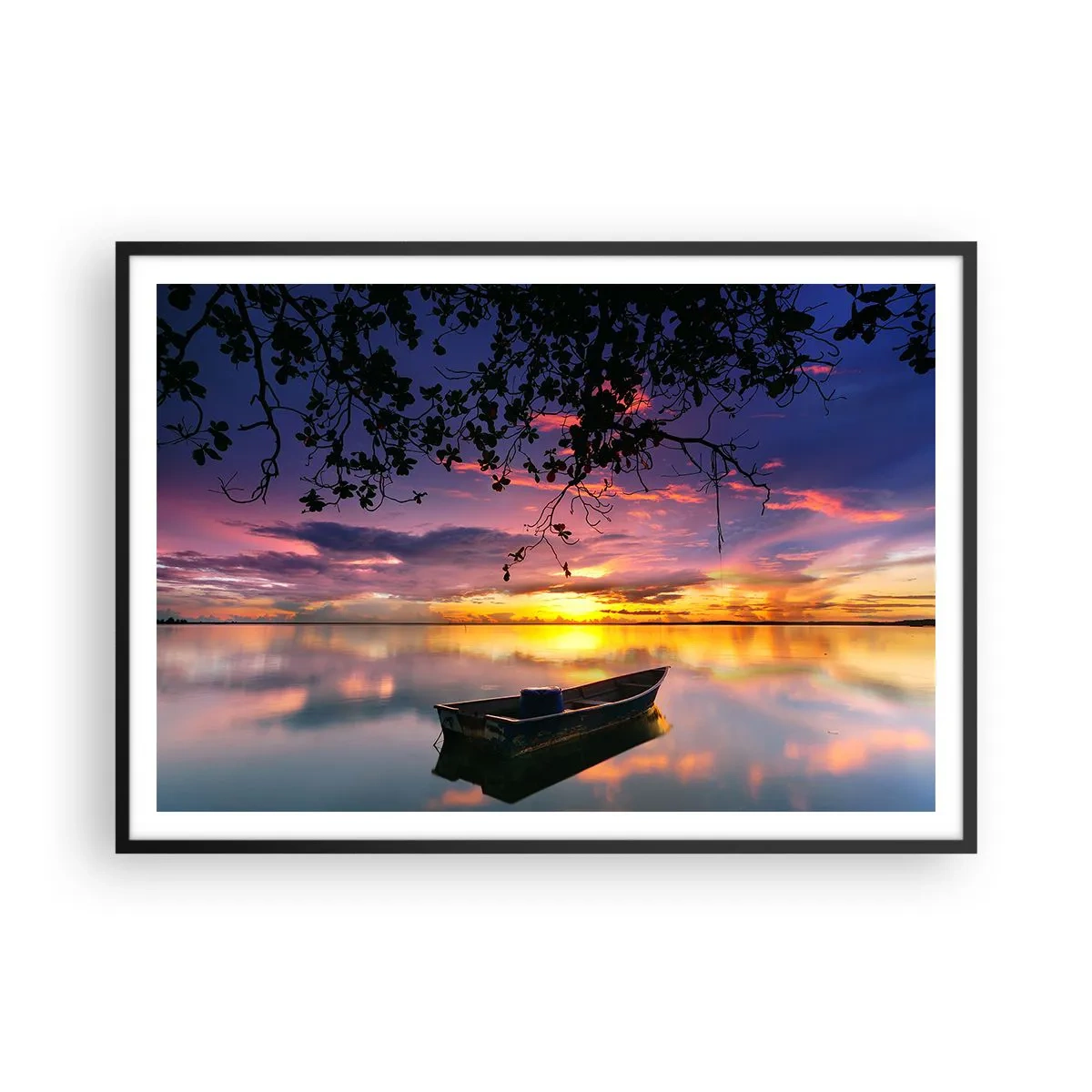 Póster en marco negro - Un barco en aguas tranquilas al atardecer. - 100x70cm - Un cielo de ensueño - Decoración de pared moderna para salón y dormitorio ARTTOR