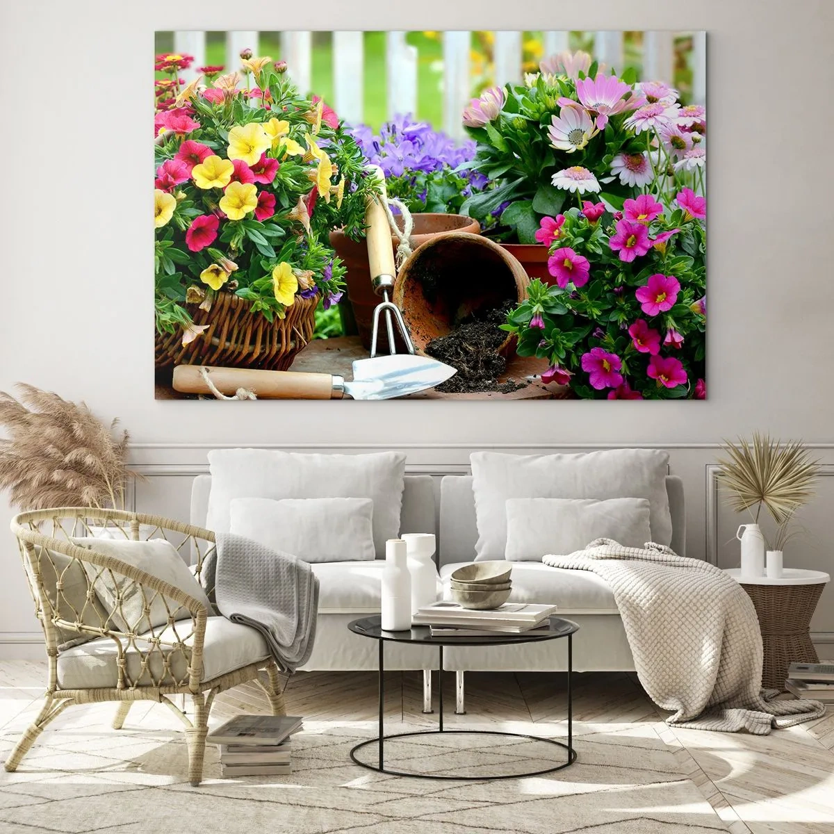 Cuadro sobre vidrio - Impresiones sobre Vidrio - Flores de colores en macetas con herramientas de jardinería. - 100x70cm - El jardín de Sofía - Decoración de pared moderna para salón y dormitorio ARTTOR