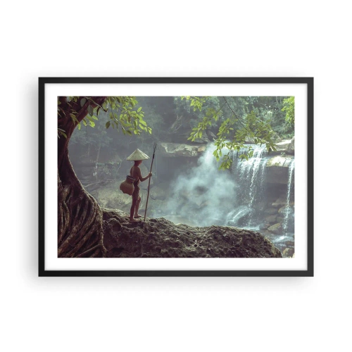 Póster en marco negro - Una figura con una lanza en una cascada en un bosque tropical. - 70x50cm - Amistad con la naturaleza - Decoración de pared moderna para salón y dormitorio ARTTOR